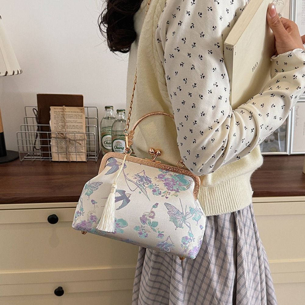 メタルチェーン新作中華風ハンドバッグ花柄大容量キスロック刺繍 - Embroidery Kiss のレビューと価格