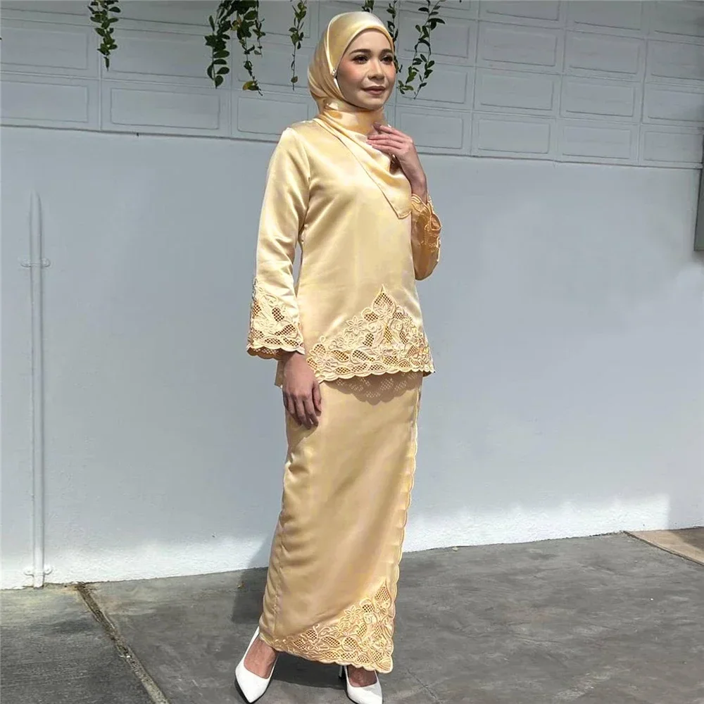 ファッション女性用ツーピースアバヤセット、ムスリム刺繍サテン - Embroidery Baju のレビューと価格