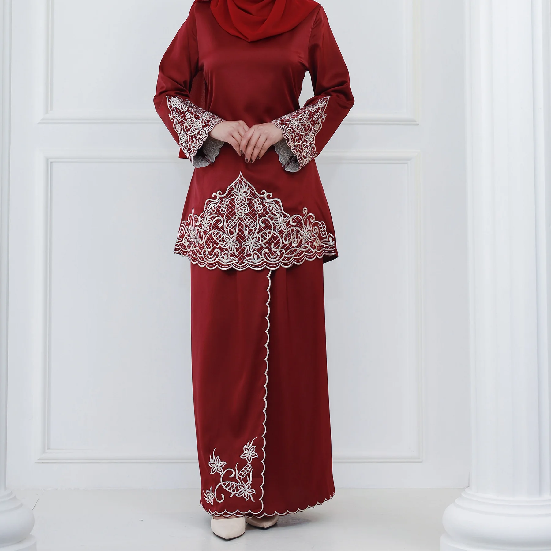トルコ ラマダン ムスリム向け レディースファッション サテ - Embroidery Baju のレビューと価格